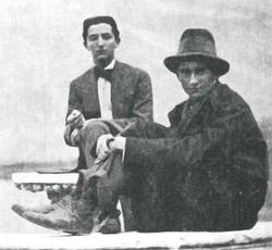 Франц Кафка со своим другом Максом Бродом Макс Брод (Max Brod) и Франц Кафка (Franz Kafka)